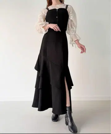 JUNOAH 숏 뷔스티에 + 언밸런스 머메이드 스커트 set