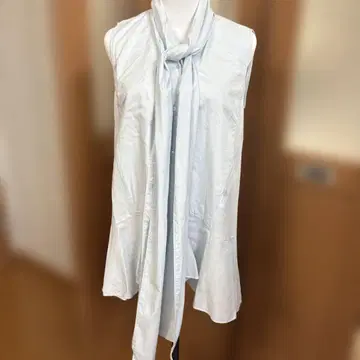 styling 라이트 블루 슬리브리스 튜닉