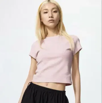 UNIQLO 핑크 미니 티셔츠 S 사이즈
