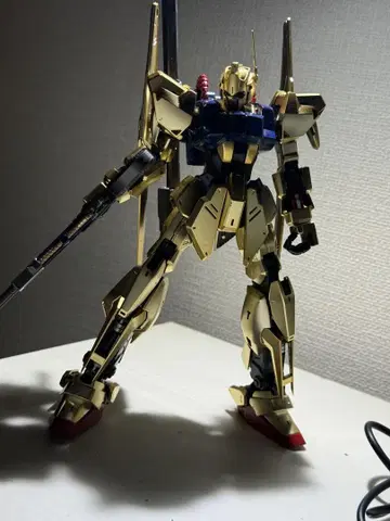 MG 백식 ver.2 (발리우트 팩 포함) 페인팅 완성품