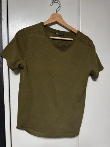 zara 니트 티 카키 L
