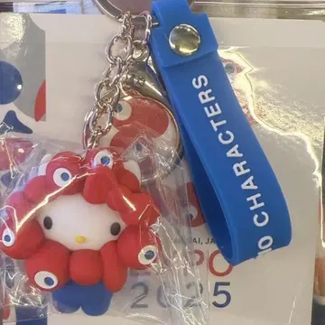먁먁 산리오 EXPO2025 변신 키링 키티