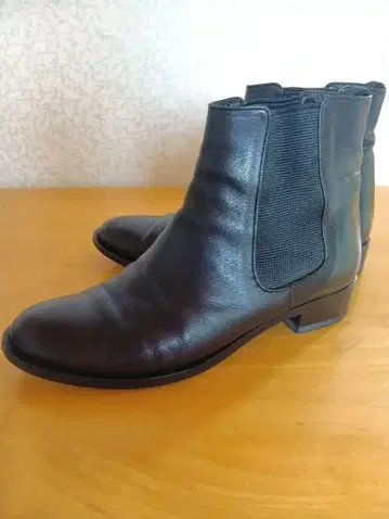 UNITED ARROWS 블랙 사이드 고어 부츠 가죽 천연 가죽 23.5
