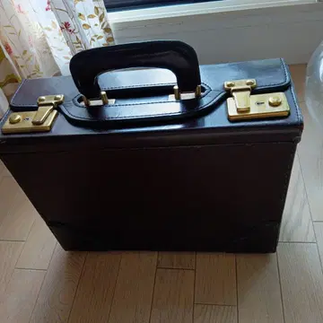 앤티크 가죽 트렁크