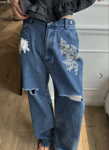 size adjust motif lace loose denim PT