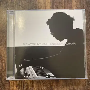 MAKOTO LIVE @ MOTION BLUE blu-swing