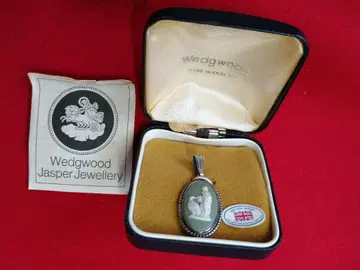 WEDGWOOD 웨지우드 재스퍼 주얼리 펜던트 탑