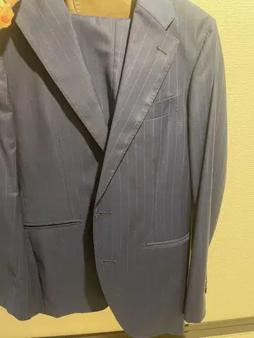 SUIT SELECT 네이비 스트라이프 정장 자켓