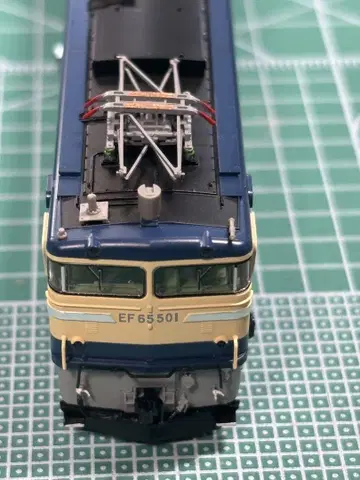 EF65 501 가공