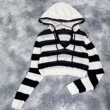 ZARA [ S ] 크롭 보더 니트 네이비 화이트 작은 사이즈