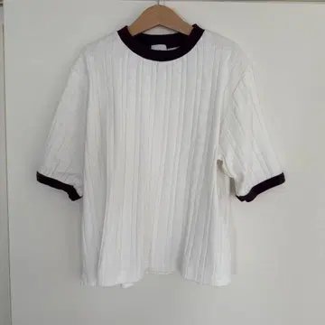 6(roku) 랜덤 리브 T셔츠