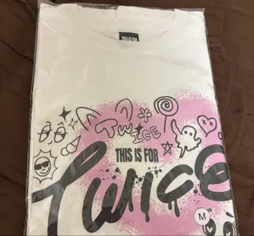 [ 당일 발송 가능 ] TWICE T셔츠 화이트 M사이즈