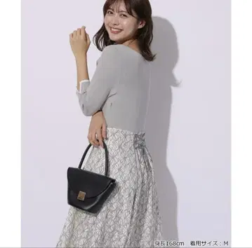컨디션 최상 아푸와이저 리셰 배색 레이스 절개 도킹 원피스