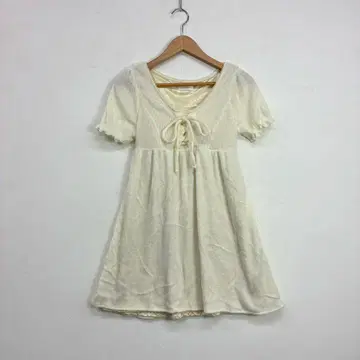 LIZ LISA 미니 원피스 레이스 레이스업 퍼프 슬리브 화이트 갸루