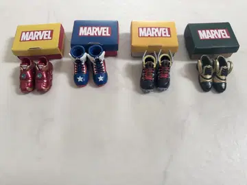 MARVEL 가샤폰 신발 컬렉션