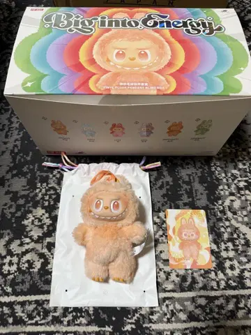 LABUBU big into energy HAPPINESS 라브브
