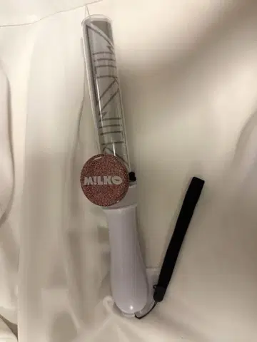 M!LK 컬러 체인지 응원봉