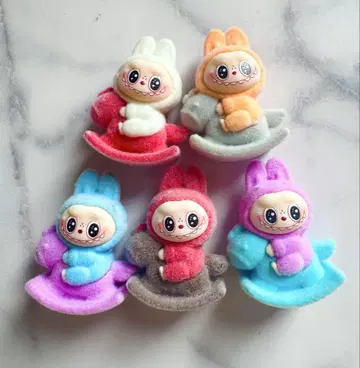 러브브 미니 인형 입상