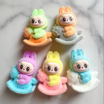 러브브 미니 인형 입상