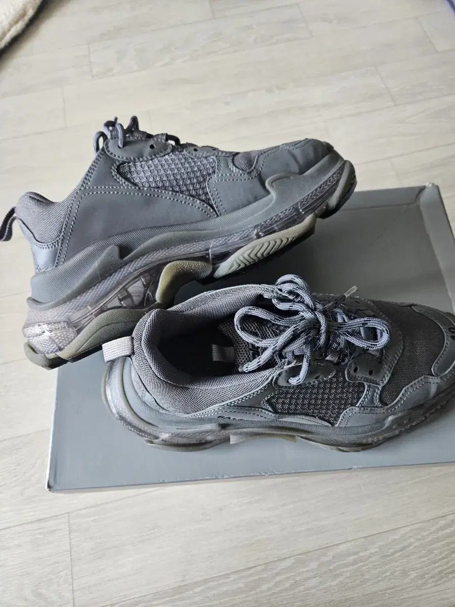Product Details - 4