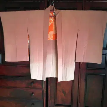 빛바랜 로즈 핑크 꽃무늬 안감 부착 겉옷
