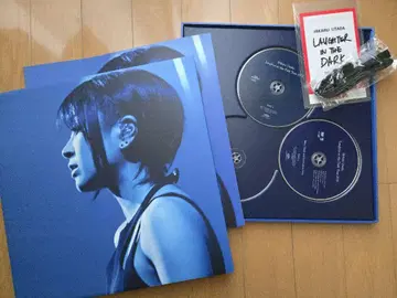 우타다 히카루 Laughter in the Dark Tour 2018