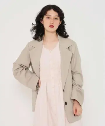 TINA: JOJUN 테일러드 자켓