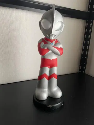 울트라맨 피규어 코인 저금통 머니