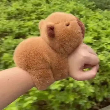 카피바라 봉제 인형 (팔에 감을 수 있는 타입)