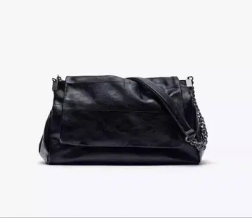ZARA 락 플랩 숄더백