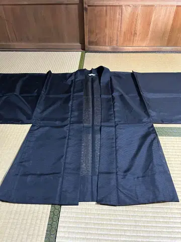 블랙 겉옷 여름 토레이 명주 중고 새상품급 배송비 포함