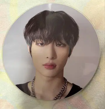 ATEEZ 민기 부채