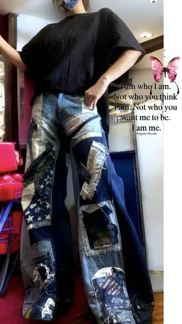 패치워크 빅 플레어 팬츠 x 코쿤 실루엣 와이드 팬츠 색상 비대칭