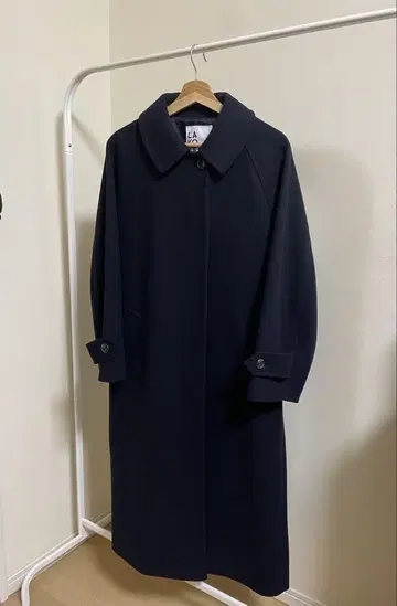 네이비 롱 코트