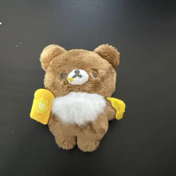 갈색 코구마 인형 배지