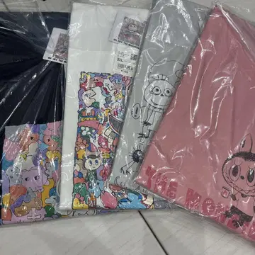 UNIQLO 러브브 POP MART UT 4종 세트 3XL 사이즈
