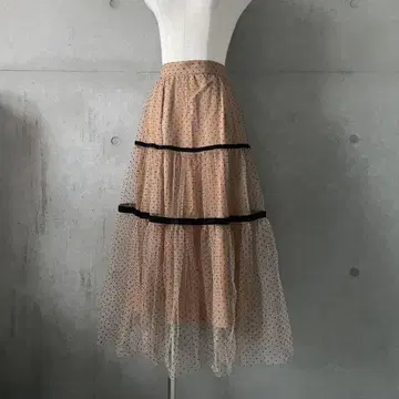 택 포함 새상품 라인 벨로아 튤 도트 스커트 베이지 S