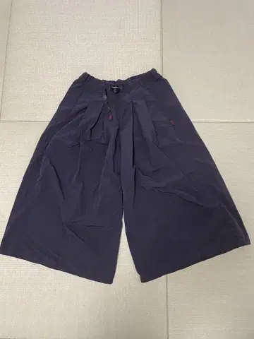 그라미치 나일론 플레어 팬츠