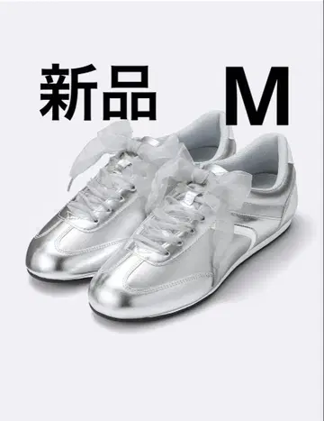 리본 스니커즈