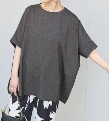 B.C STOCK 워셔블 / 땀 얼룩 방지 와이드 TEE