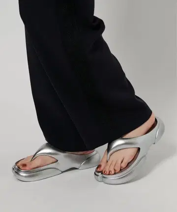 PAES 메탈릭 NEW FLIPFLOP 타비 샌들