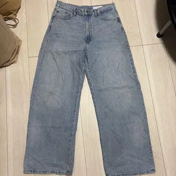 ZARA 라이트 블루 와이드 레그 데님