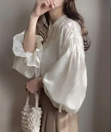 자수 벌룬 셔츠