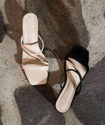 메탈 힐 샌들