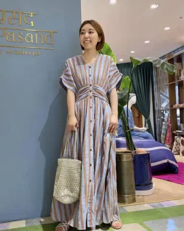느 뀌떼빠 코튼 보일 허리 개더 드레스 S