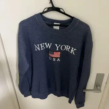 NEW YORK USA 맨투맨 네이비