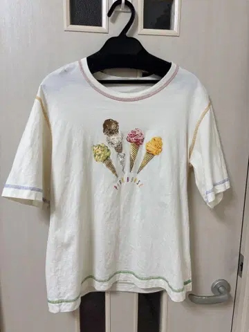 아이스크림 프린트 반팔 T셔츠
