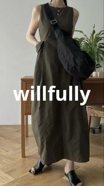 willfully 위프리 나일론 코쿤 원피스 카키