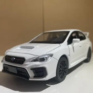 스바루 임프레자 WRX STI VAB 1/32 화이트