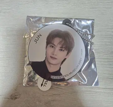 JUN SEVENTEEN MUSEUM 보이스 키링
